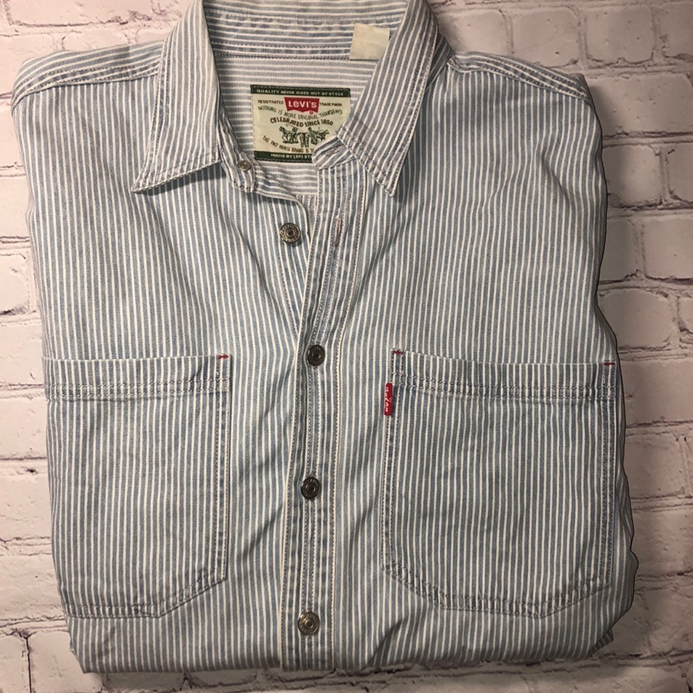 Vintage Railroad Stripe Denim Levi’s Button down